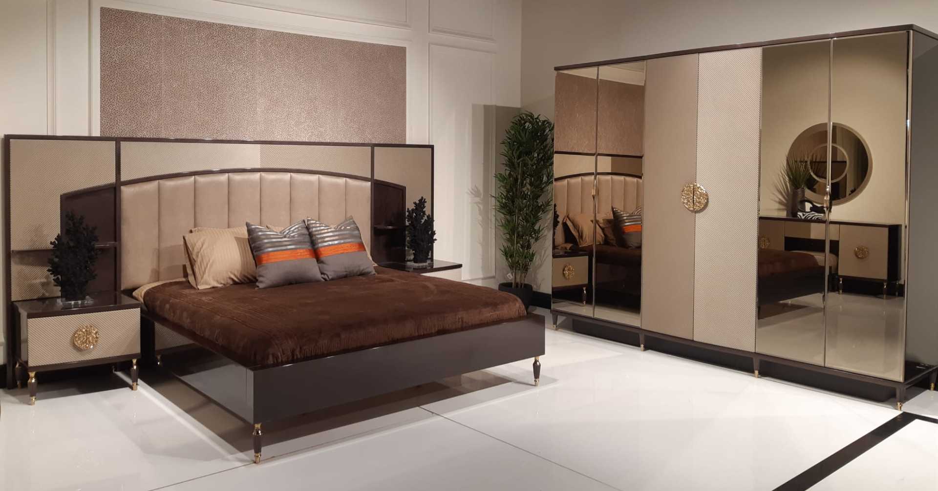 VENICE BEDROOM